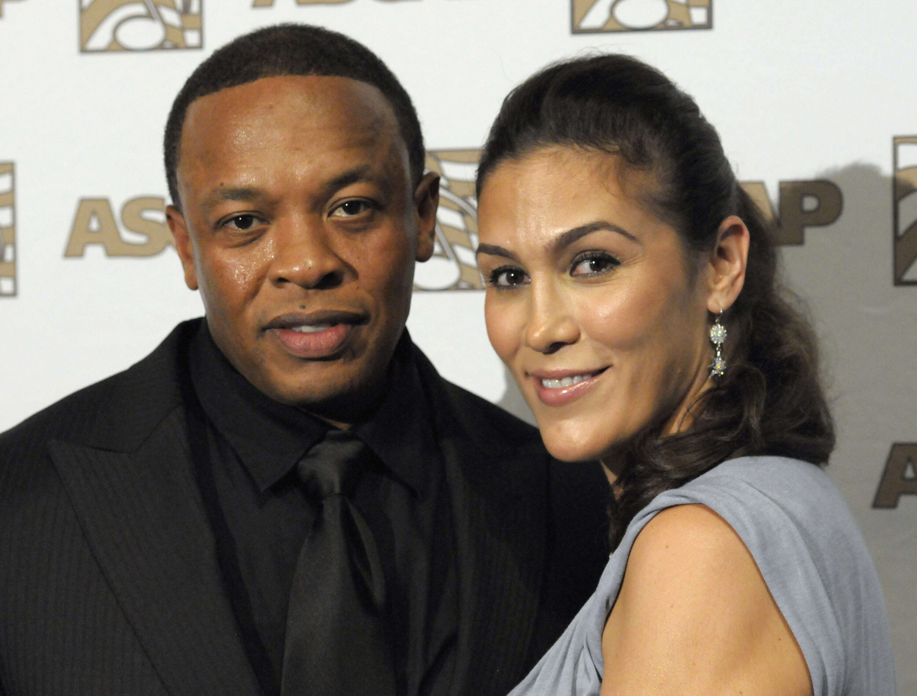 Dr-Dre-married-Nicole-Threatt-in-1996-The-two-have-two-children-together-a-son-named-Truth-and-a-daughter-named-Truly-.jpg