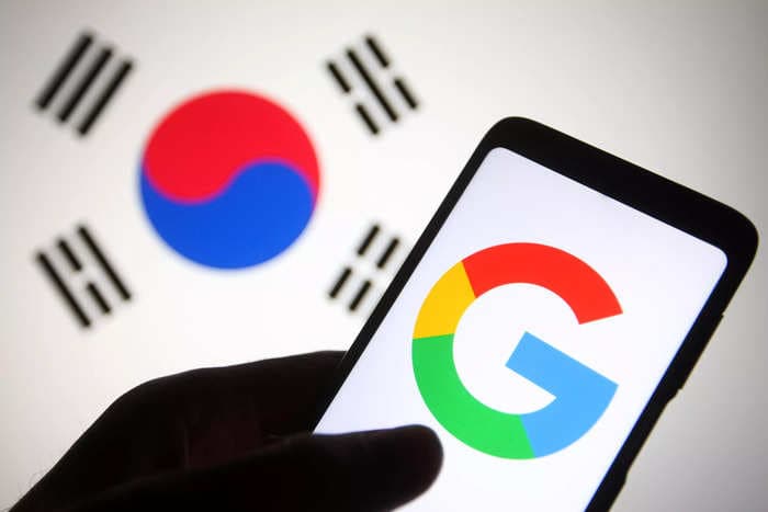 Google's efforts to shrink its workforce in Korea has hit a snag as some employees are refusing to go 