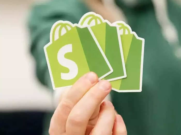 Shopify lays off 20% of its workforce, sells logistics biz