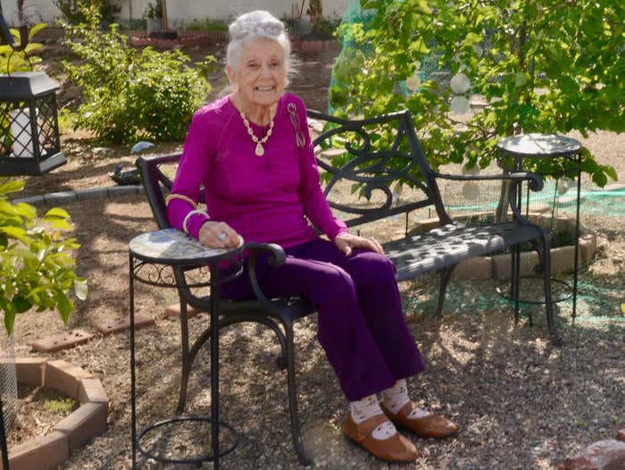 A 102-year-old doctor still does consulting work and plans to live at least another 10 years. Here is her daily routine.