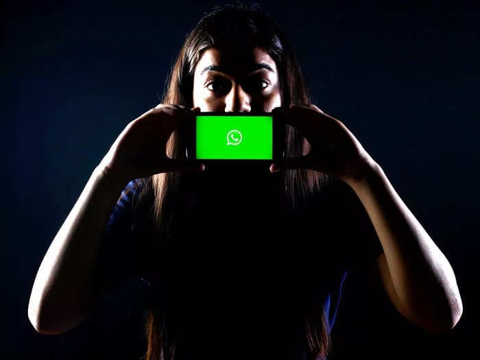 How to silence calls from unknown numbers on WhatsApp