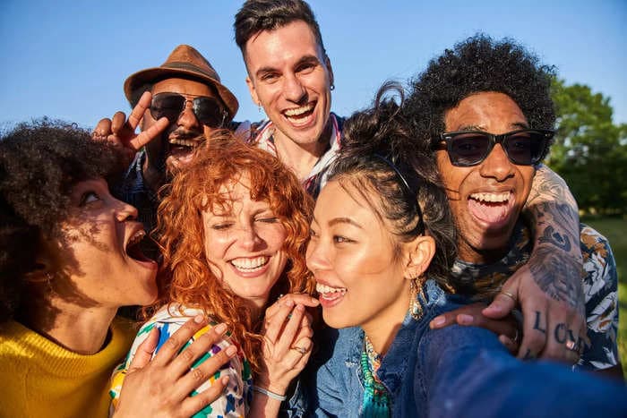A psychologist shares why it's difficult to connect as adults and 4 ways to maintain friendships