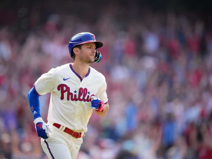 Phillies shortstop says even his mom was booing him before game-changing home run