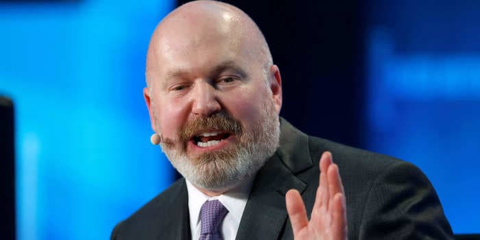 Billionaire quant Cliff Asness says conflicting signals around the Fed's next move could cause a 'scary' sell-off in stocks as recession strikes