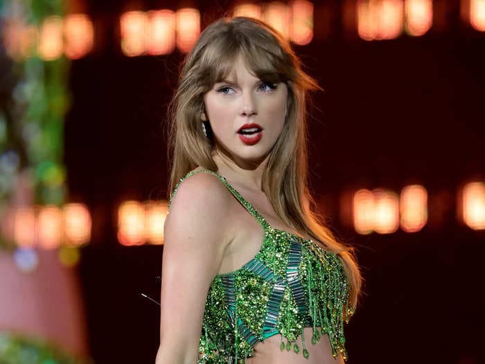 Some Taylor Swift fans say they're including adult diapers in their concert outfits so they won't miss a single song &mdash; or soil themselves