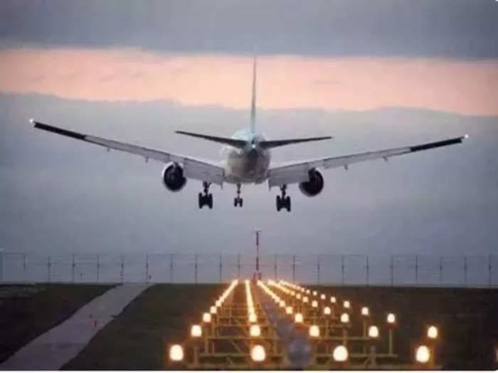 Indian aviation regulator asks airlines to frame deplaning guidelines in case of emergency