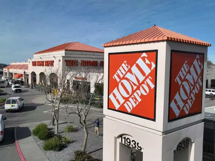 People say they're looking for dates at Home Depot. A TikToker breaks down the best aisles to meet someone new.