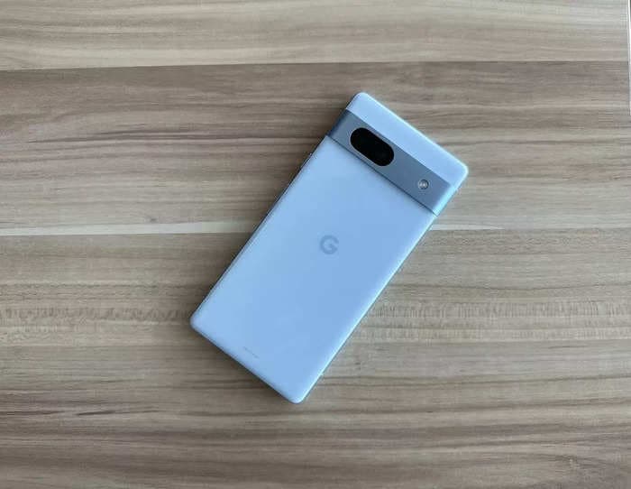 Google Pixel 7a Review - Pixel experience for the masses