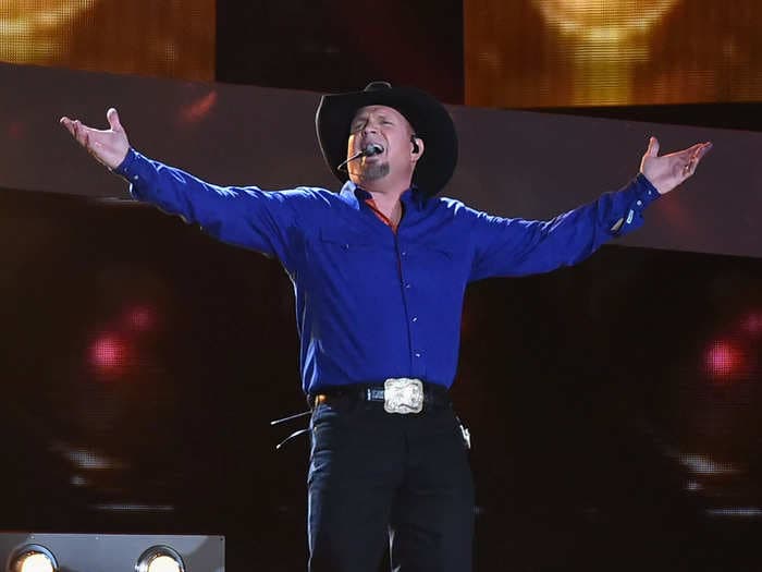 Garth Brooks says he'll sell 'every brand of beer' at his new Nashville bar following Bud Light backlash