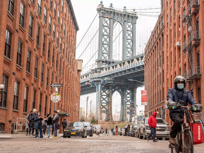 A vegan landlord in New York City has been banning tenants from cooking meat since 2007, sparking a discussion about quirky landlord requirements