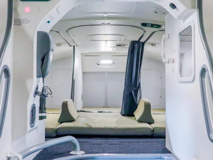 See inside the hidden airplane bunk rooms onboard Boeing's revolutionary 787 Dreamliner aircraft where pilots and flight attendants sleep