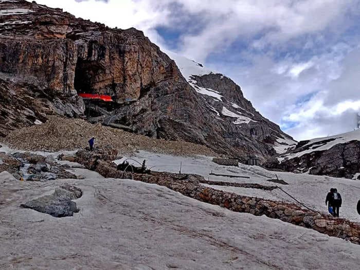 During your spiritual journey to Amarnath, here are 9 things you can do to enhance your experience