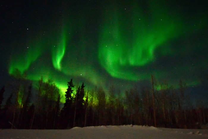 The Northern Lights are expected to be visible in 17 states on Thursday. Here's how to get the best view.