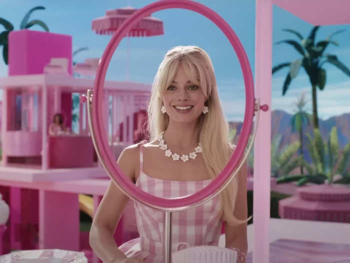 Ryan Gosling said Margot Robbie would fine anyone on the 'Barbie' set who didn't follow her rule to wear pink once a week