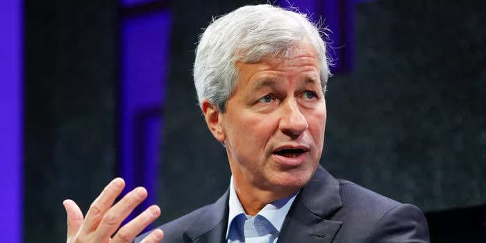 Jamie Dimon predicts consumers will exhaust their pandemic savings by Christmas - and warns of much greater threats than recession