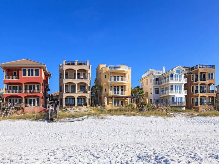 10 US beach cities where the average host can make $200,000 or more per year