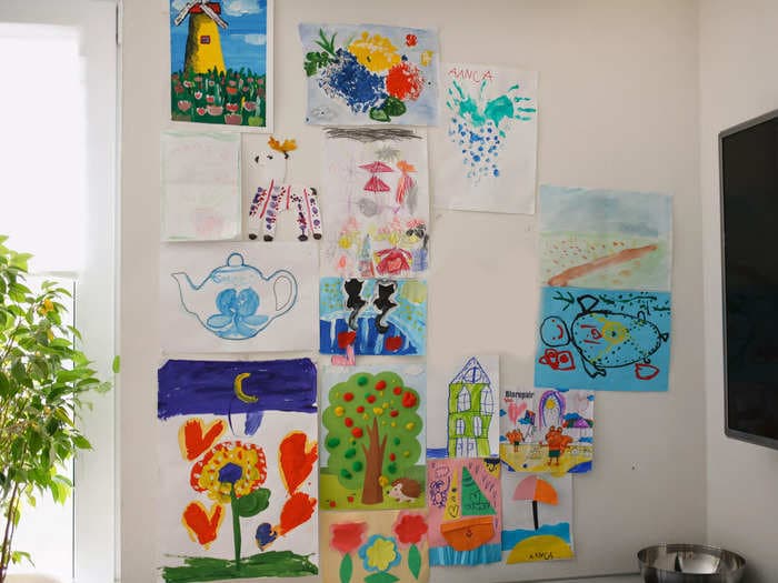 I'm a professional declutterer. Here are 3 things parents can do with their kids' art.