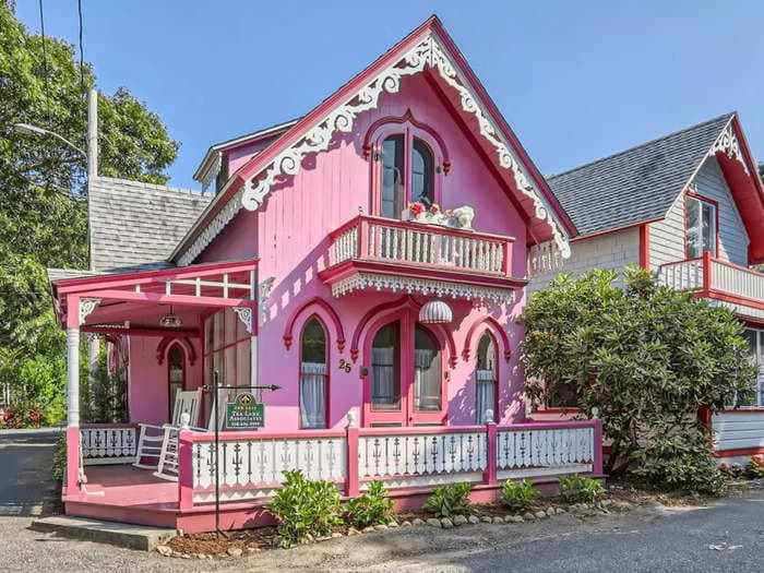 Pink is in, thanks to "Barbie." Here are 5 pink homes for sale that the Barbiecore-obsessed will love.