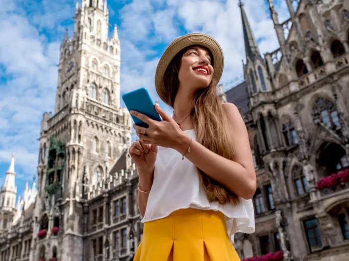 9 annoying things American tourists do in Europe, according to hospitality workers