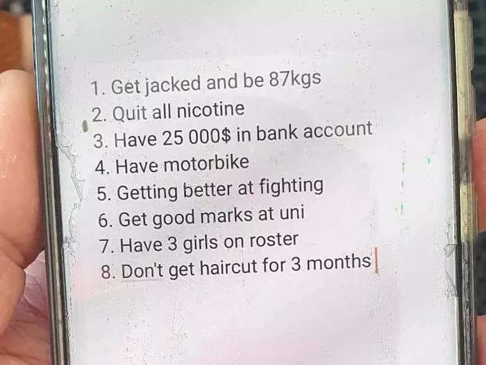 A man picked up a lost phone and found a list of goals on the lock screen that included 'getting jacked' and 'not getting a haircut for 3 months'