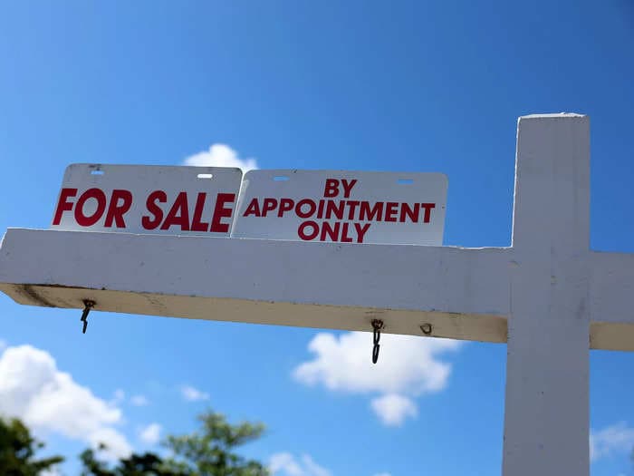 International buyers of US homes have fallen to the lowest since 2009, the National Association of Realtors says