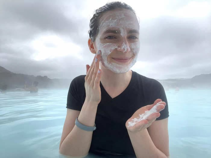 I expected Iceland's Blue Lagoon to be a disappointing tourist trap, but it lived up to the hype