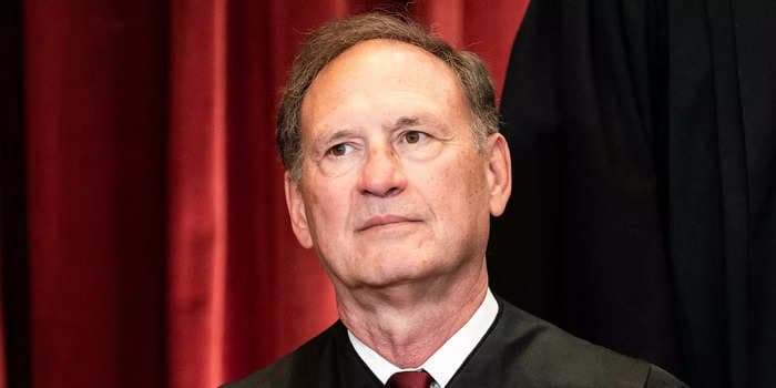 Senate Democrats accuse Justice Samuel Alito of violating Supreme Court ethics rules with WSJ interview, demand recusal in linked tax case