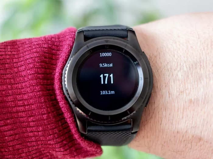 With smartwatches leading the pack, Indian wearables market grows over 50% in the first half of 2023