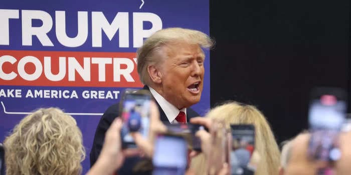 Iowa Republican caucus-goers love Trump more than ever, even after he attacked their governor: poll