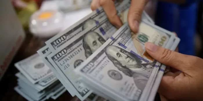 Dedollarization suffers a blow as the greenback's share in global payments hits a record high