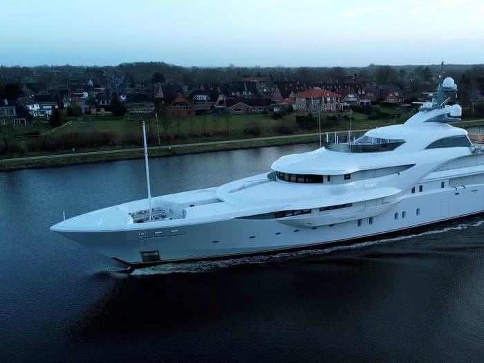See inside President Vladimir Putin's opulent $100 million superyacht