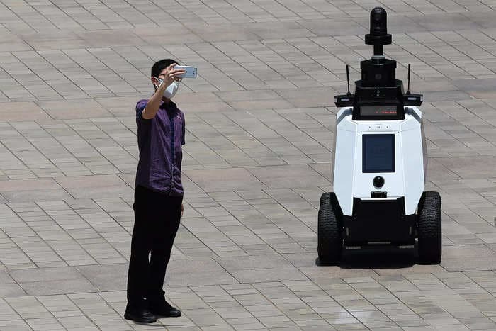 Singapore is obsessed with getting robots to serve you. Here's where you can find them.