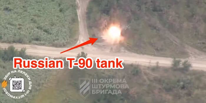 Video shows $500 Ukrainian hobby drones chasing a $4.5 million Russian T-90 tank before blowing it up