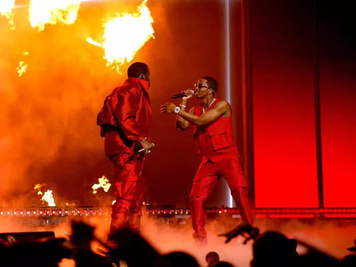 10 photos of the incredible performances at the 2023 MTV Video Music Awards, including Diddy, Doja Cat, and more