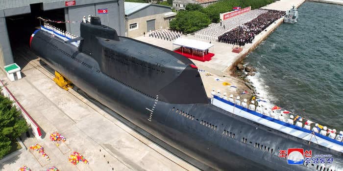 North Korea's new missile sub looks kind of shoddy, but the US and its allies can't afford to ignore it