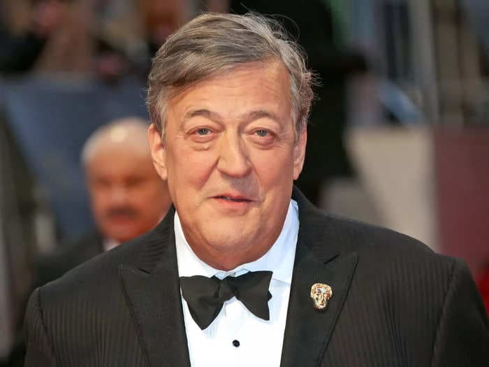 'Harry Potter' audiobook narrator Stephen Fry said AI was used to steal his voice, and warned that convincing deepfake videos of celebrities will be next 