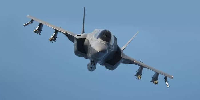 This guy's description of the missing F-35 crashing in South Carolina is perfection