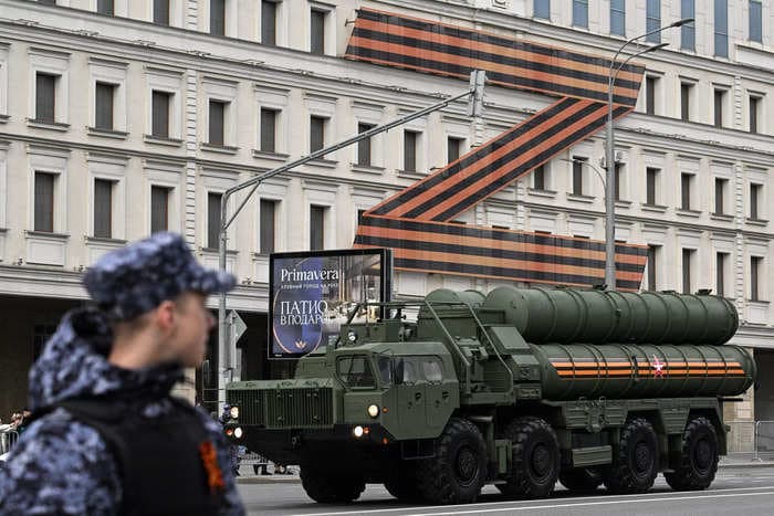 Ukraine's attacks on Crimea are hurting sales of Russia's S-400 air defense system, spy chief claims