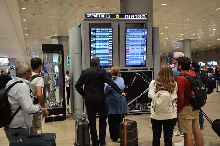More than 40 airlines canceled flights to Israel amid the Hamas attacks, but some are already resuming service &mdash; see the list
