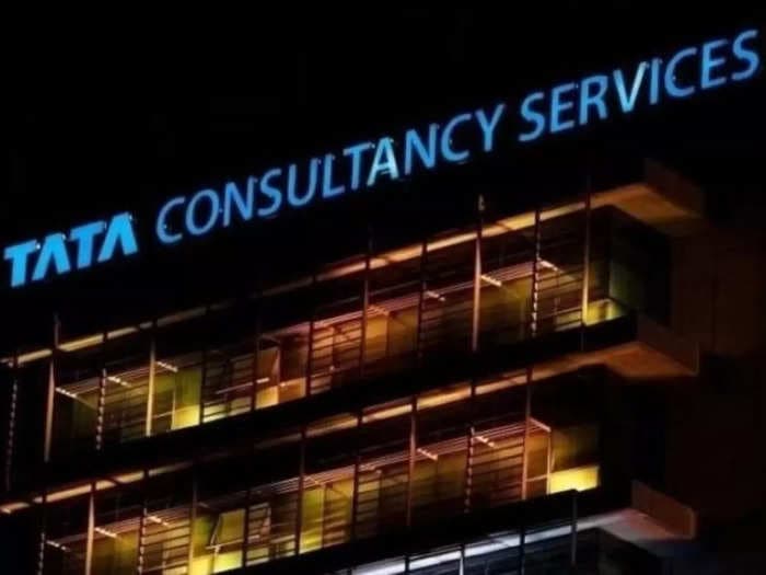 TCS shares drop over 1.5% after US Dollar revenue declines in Q2