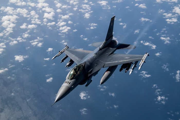 The first Ukrainian F-16 pilots are finally moving from training on flight simulators to real combat aircraft: report