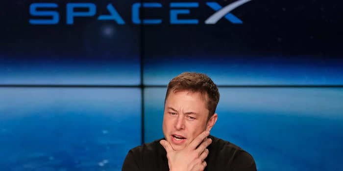 Elon Musk's SpaceX is reportedly eyeing a 2024 IPO for its Starlink internet satellite business