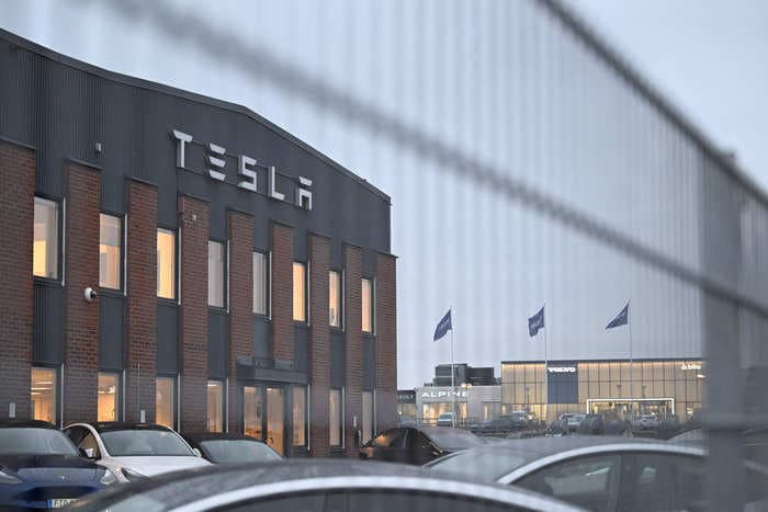 Tesla's problems in Sweden are getting worse as dockworkers refuse to unload its EVs from ships