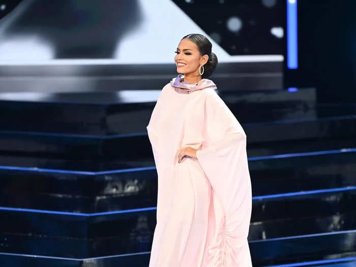 Miss Pakistan made a powerful statement during the Miss Universe swimsuit competition 