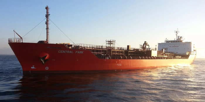 US Navy foils gunmen attempting to hijack an Israel-linked tanker off Yemen