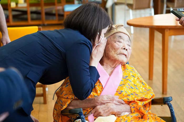 4 aging secrets of Japanese supercentenarians, from a longevity researcher whose great-grandmother lived to 115