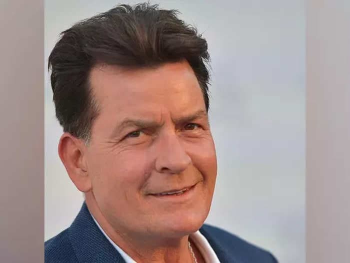 One of Two and a half men Charlie Sheen back on TV, as himself