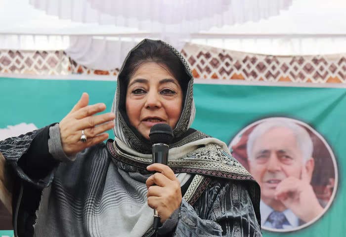 Mehbooba put under 'house arrest' ahead of SC verdict on Article 370