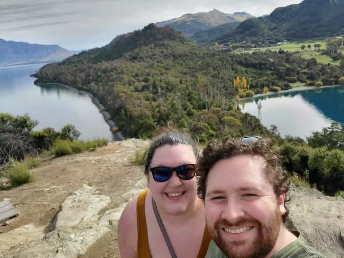 I spent 3 weeks in New Zealand on a budget. These 5 things helped me save money in one of the most expensive countries in the world. 