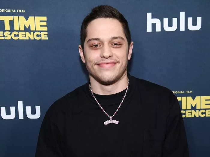 Pete Davidson mysteriously cancels all his shows until next year